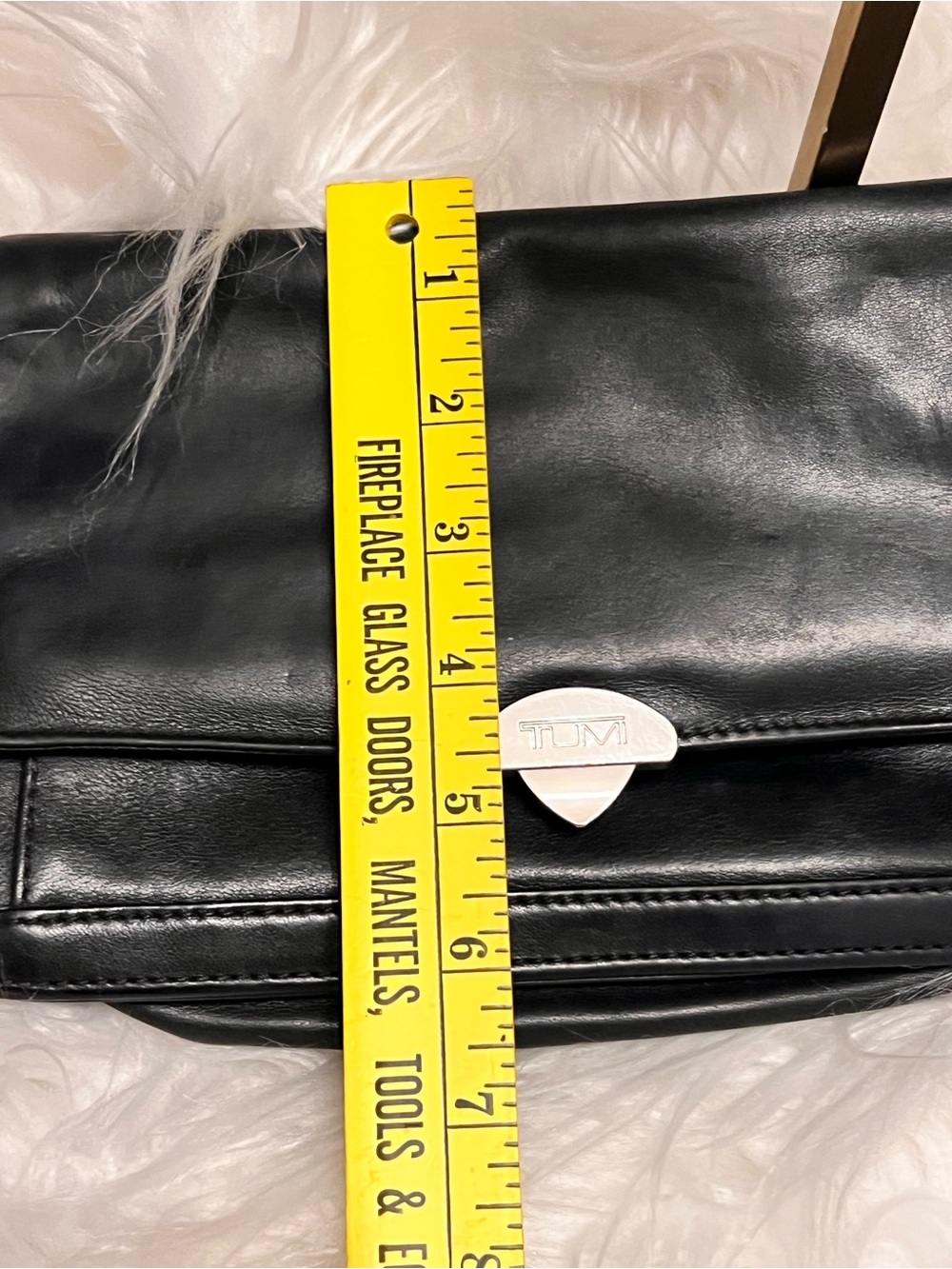 Tumi Black Leather Wristlet Clutch with Silver-Tone Lock - Picture 12 of 14